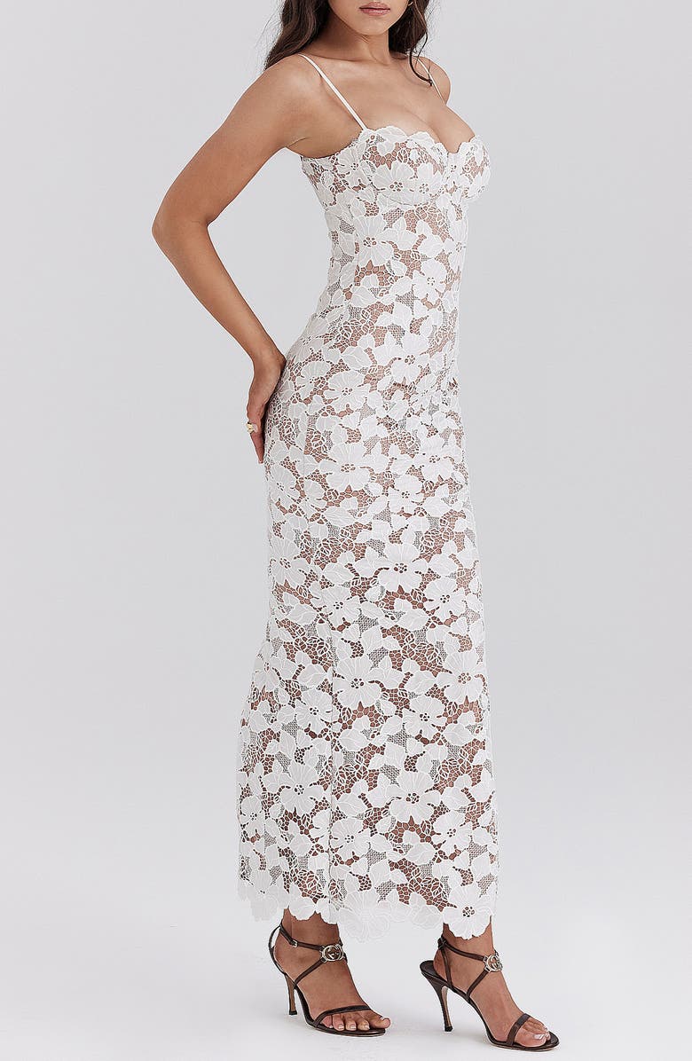 Astrid™ | Pearl Blossom Maxi Klänning